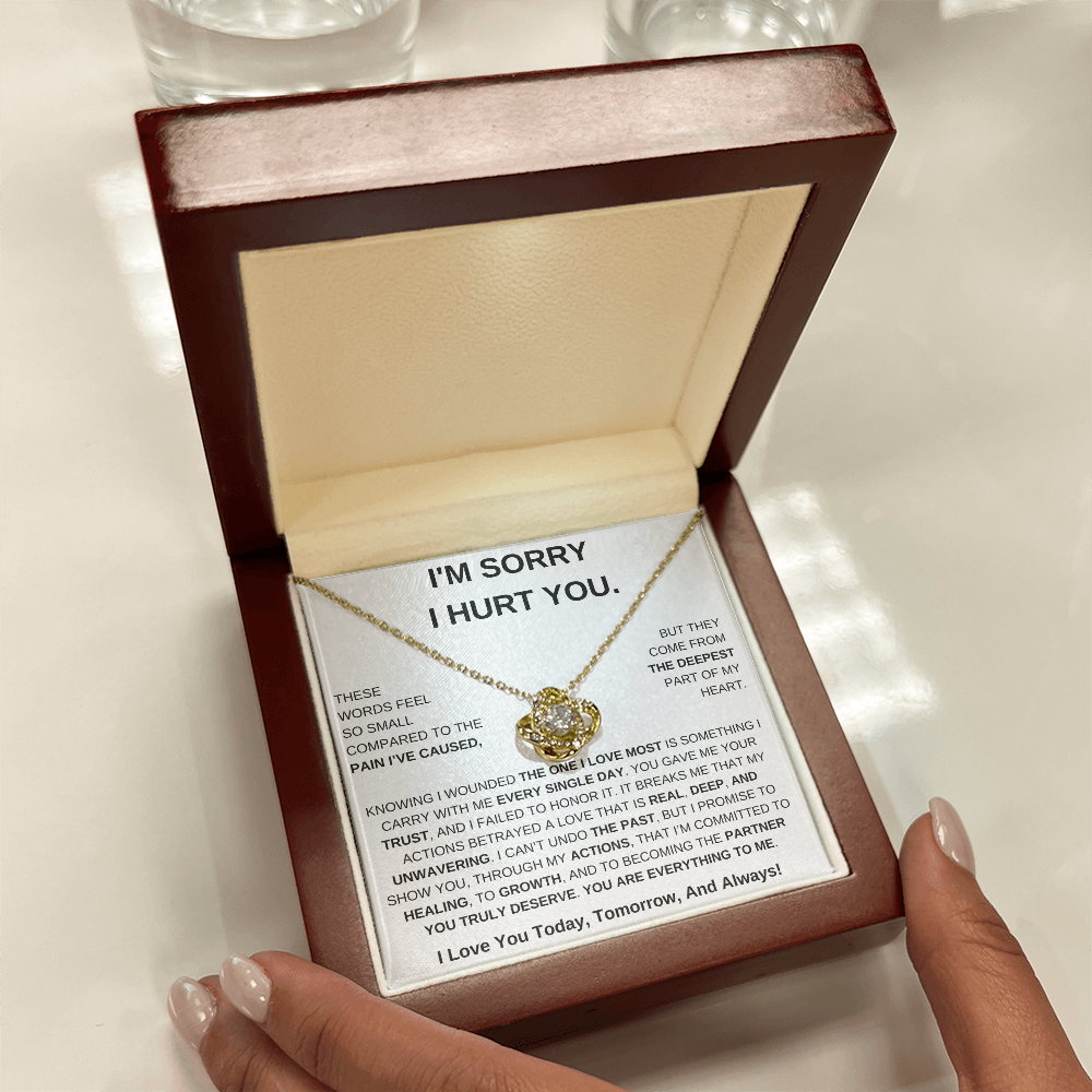 Apology Gift For Her – Love Knot Necklace